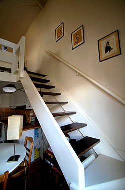 Escalier d'accès à la grande mezzanine
