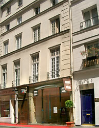 Entrée Immeuble Studio à louer